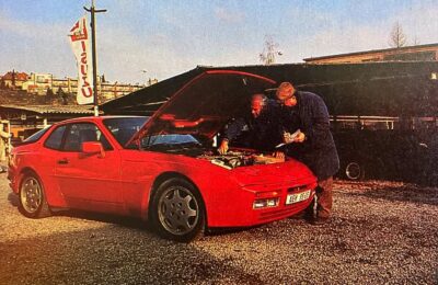 V autobazaru Na Petynce (1994)