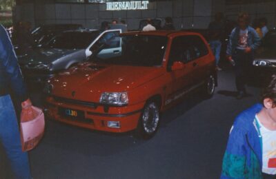 Clio 1.8 16V (1993)